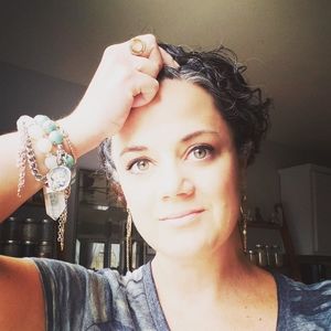 Meet your Posher, Heidi